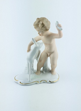 Статуэтка фарфор "Мальчик с оленёнком", Германия