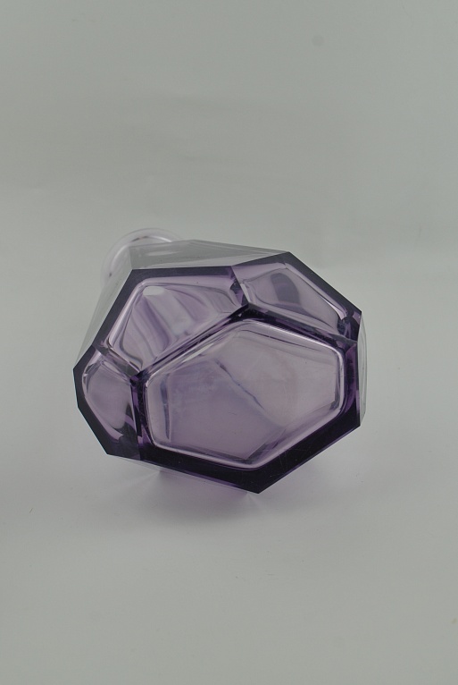Графин фиолетовый Александритовое стекло