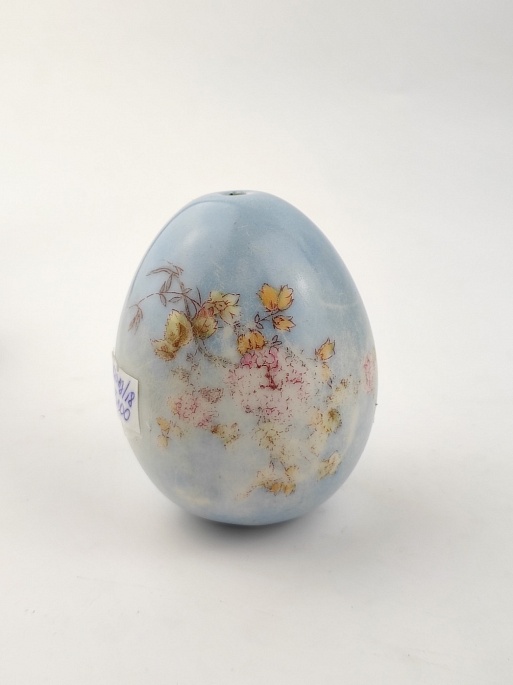Яйцо пасхальное голубое (потёртости)